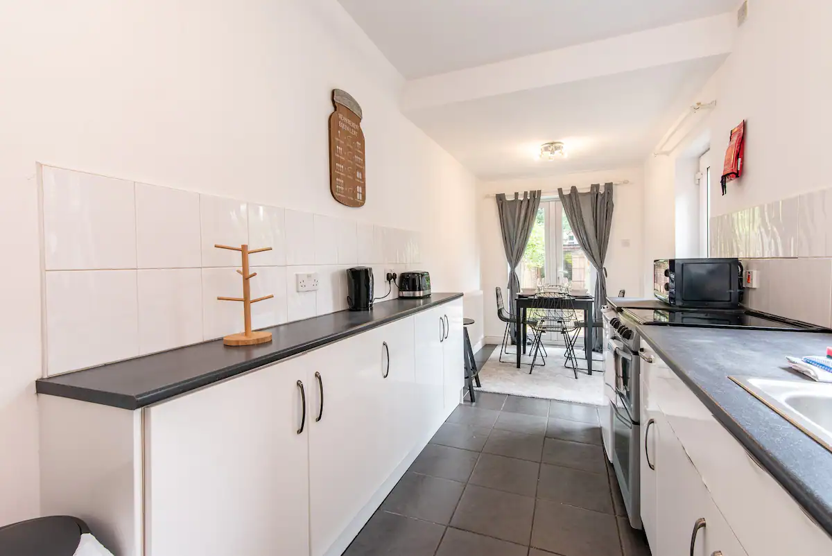 home6 home6 home6 delightful 2-br terraced house near birmingham Delightful 2-BR Terraced House near Birmingham home6